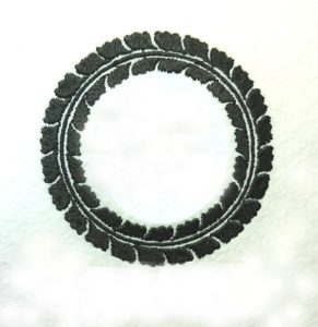 刺繍家紋の家紋外郭としての藤輪-fujiwa