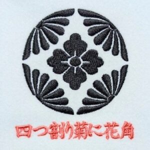 四つ割り菊に花角