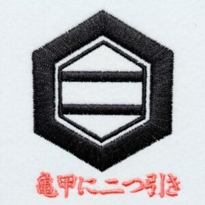 亀甲に二つ引き