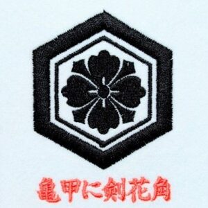 亀甲に剣花角